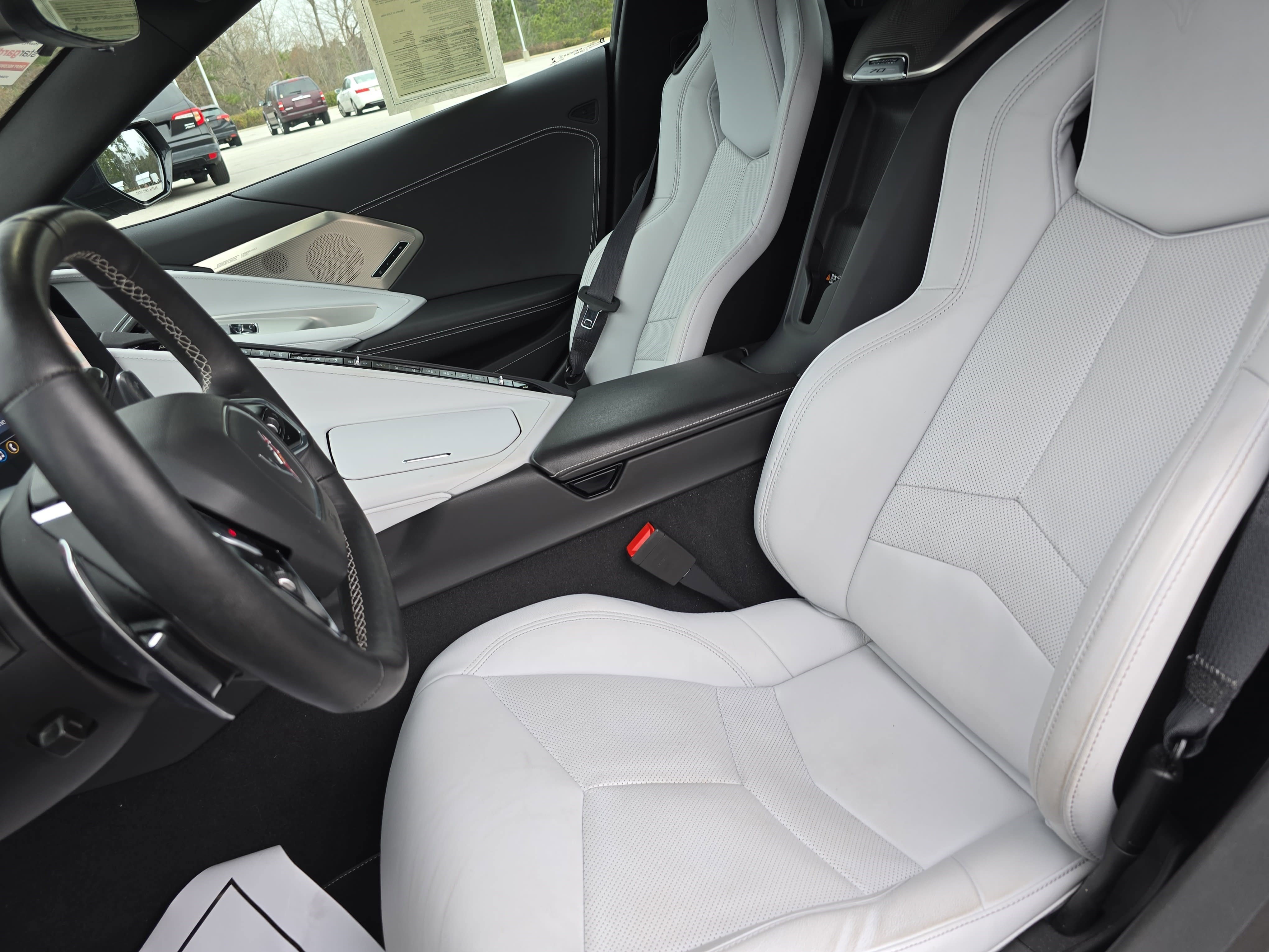 Used 2023 Chevrolet Corvette Stingray Preferred Cpe w/ Z51 Performance Package image 12