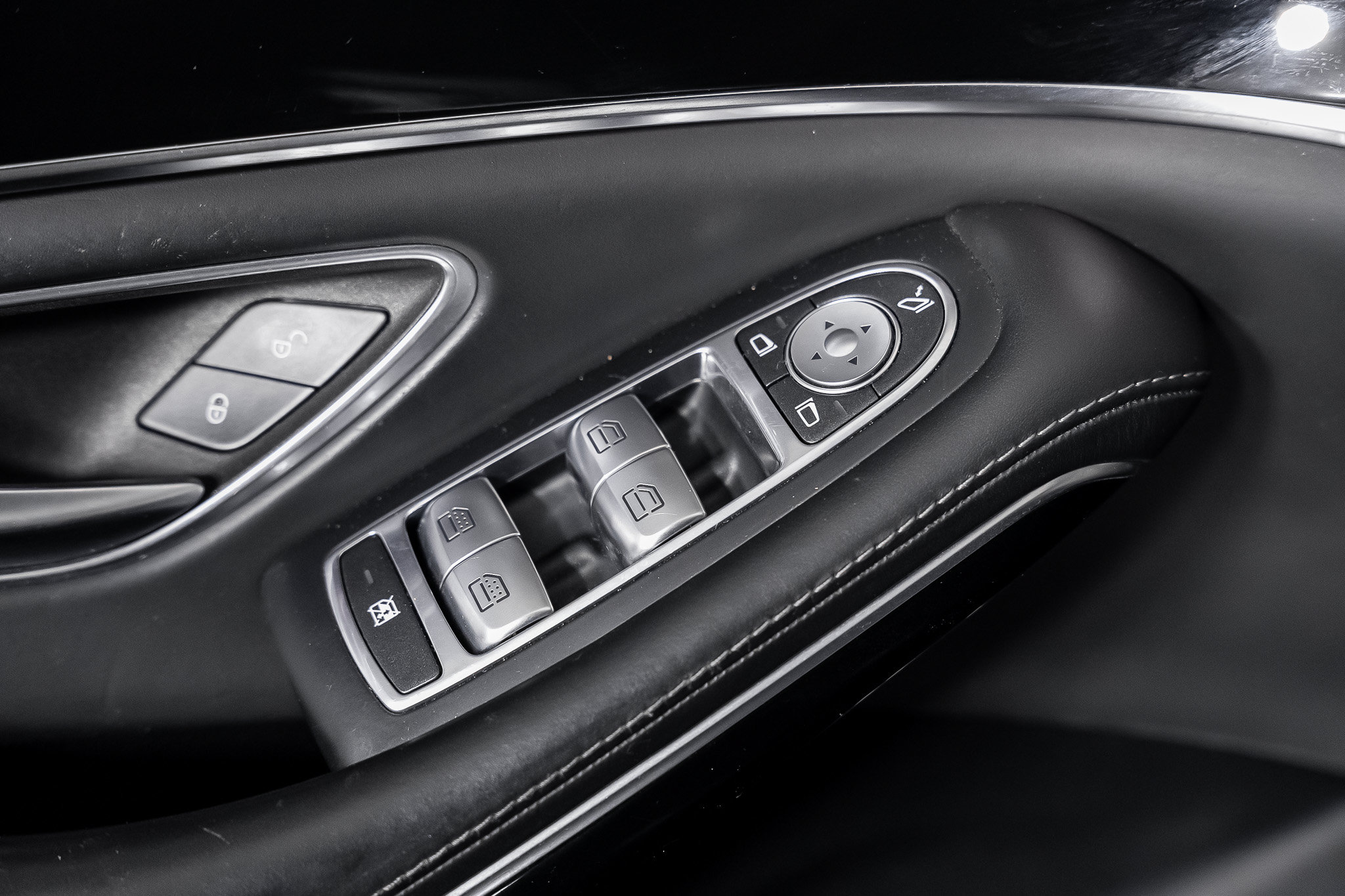 Used 2015 Mercedes-Benz S 65 AMG Sedan image 65