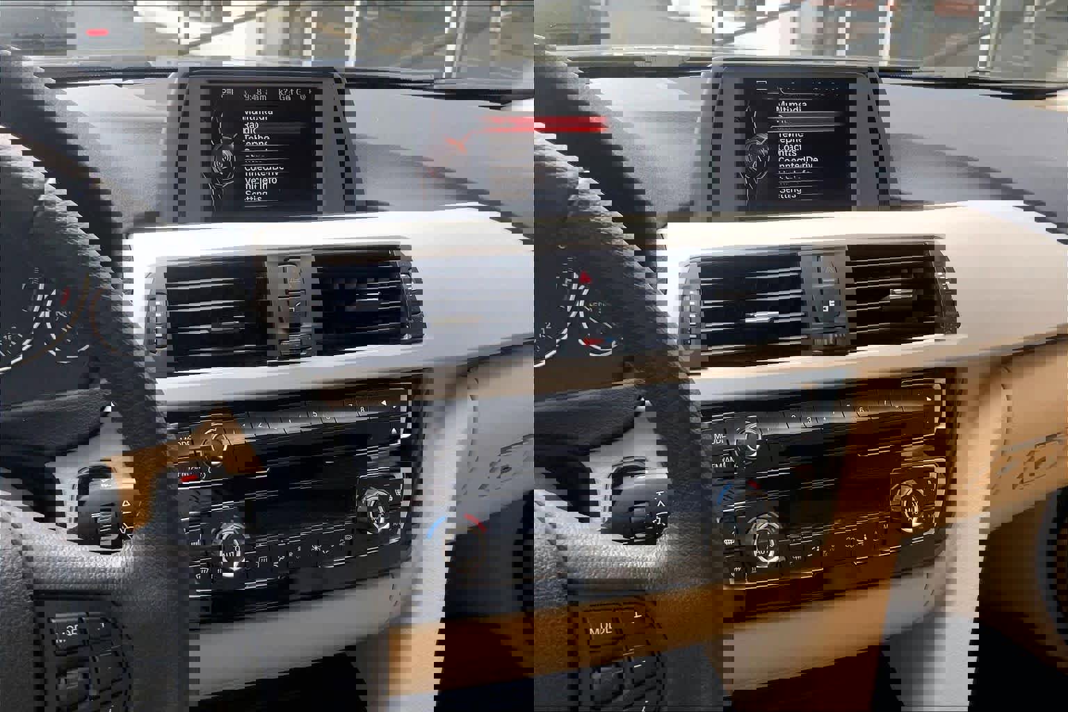 Used 2016 BMW 320i Sedan image 6