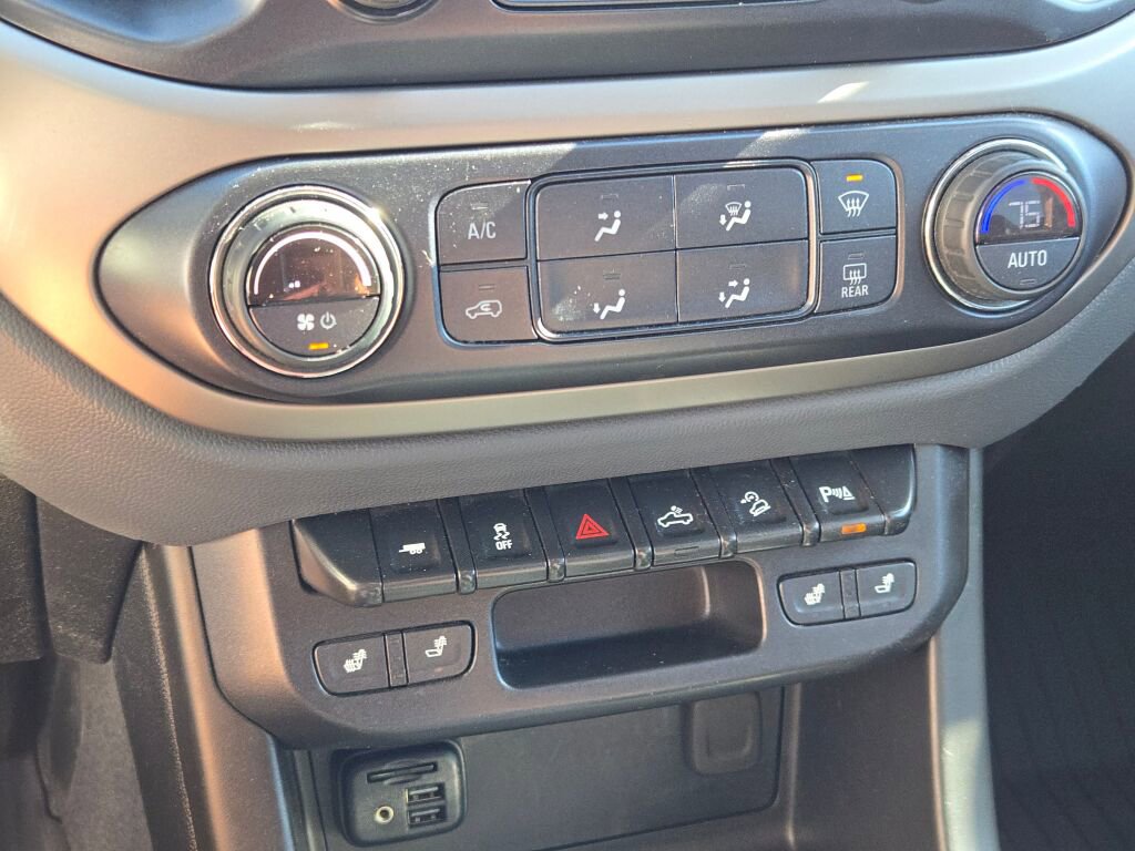 Used 2020 Chevrolet Colorado Z71 image 26