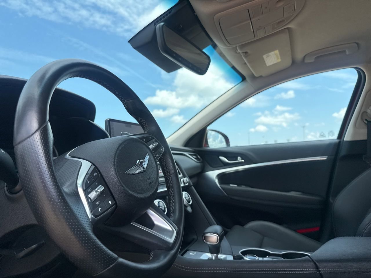 Used 2022 Genesis G70 2.0T RWD image 37