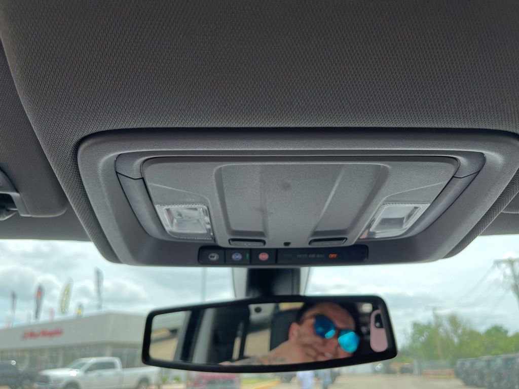 Used 2021 GMC Sierra 1500 SLT image 54