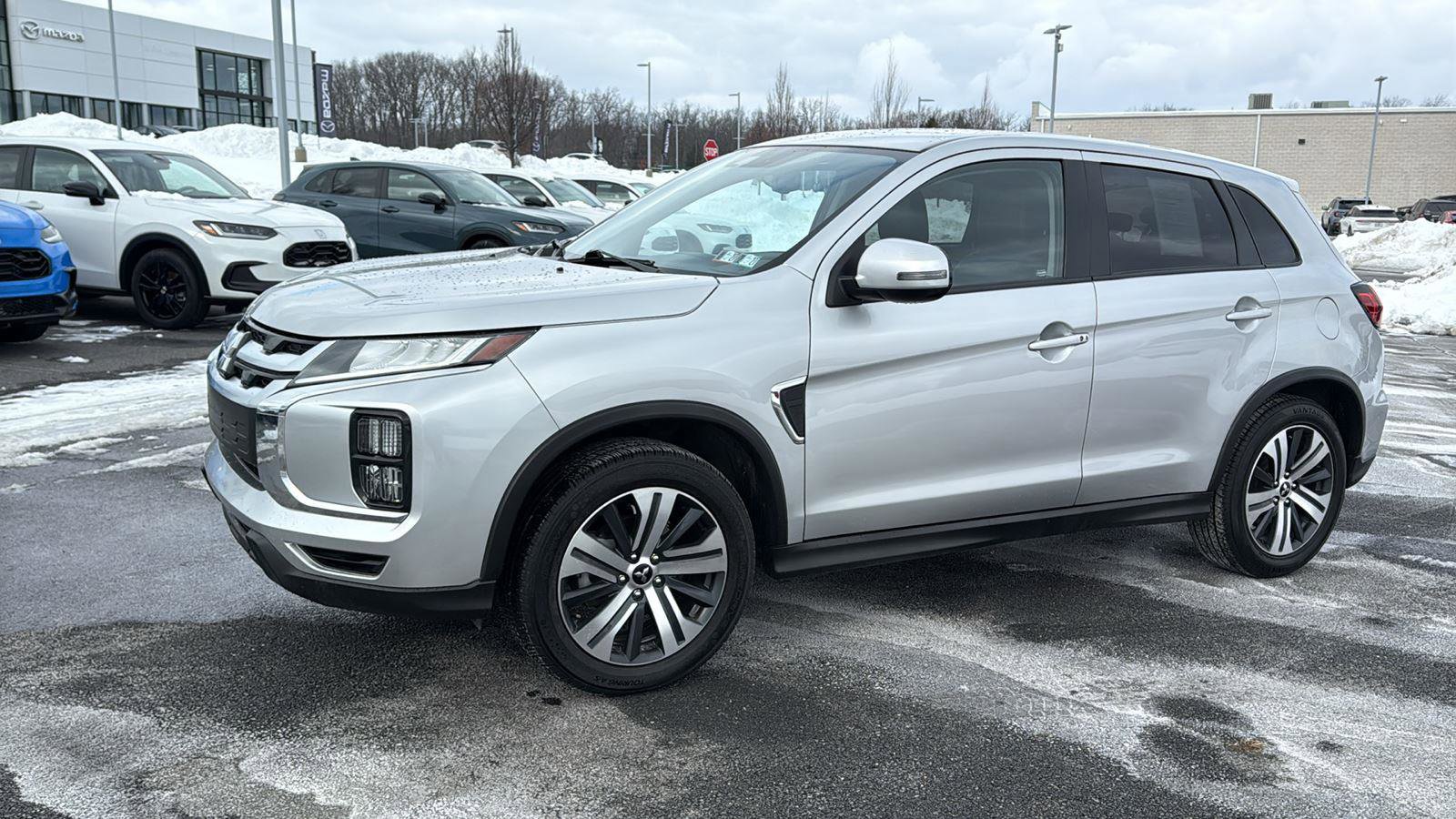 Used 2024 Mitsubishi Outlander Sport SE image 13