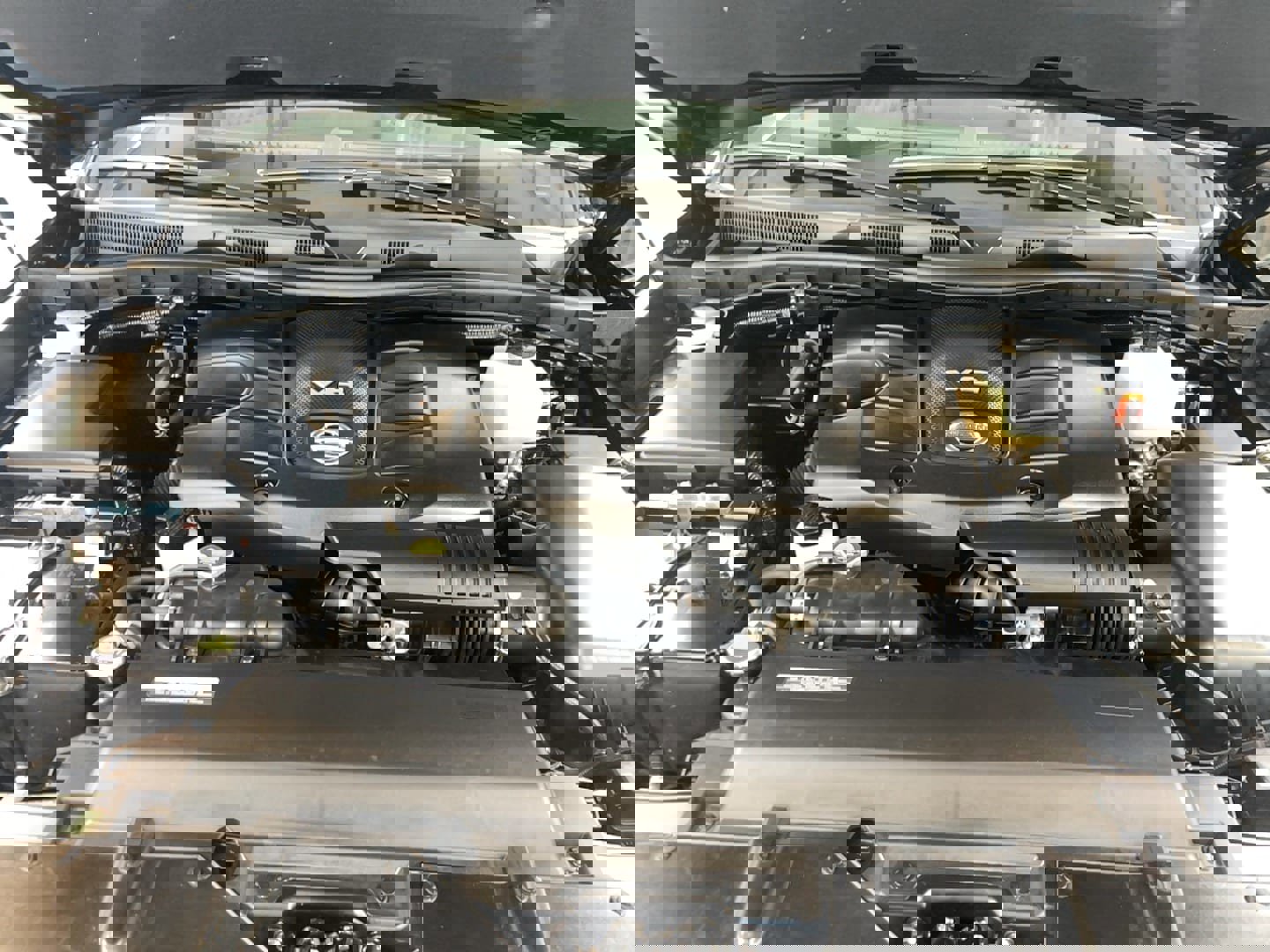 Used 2024 Nissan Armada Platinum w/ Captain's Chairs Package image 29