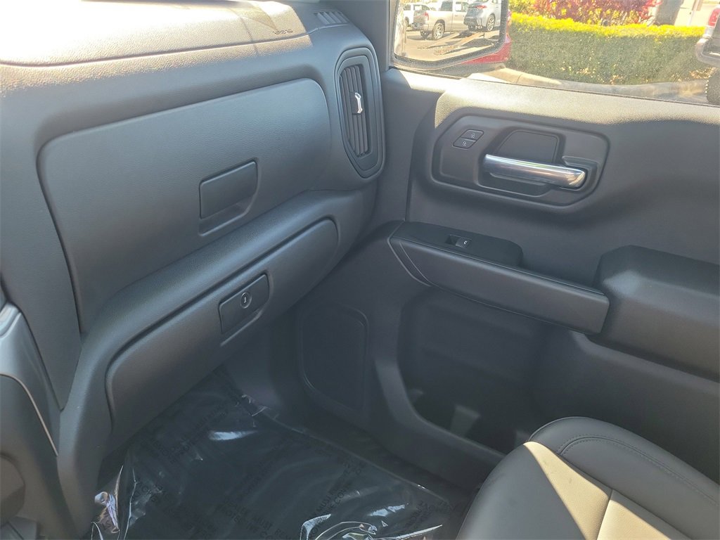 Used 2025 Chevrolet Silverado 1500 W/T image 44