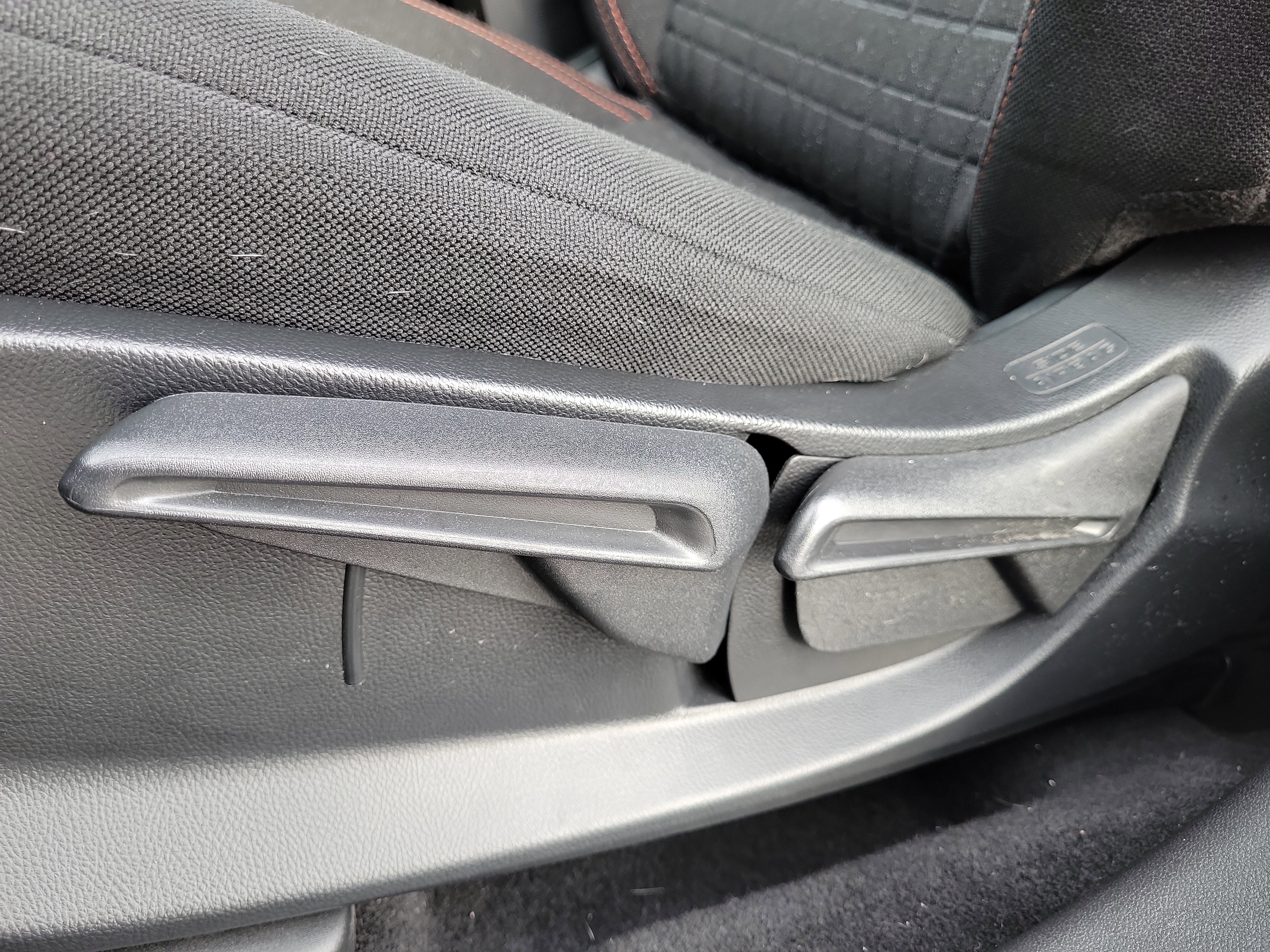 Used 2025 Honda HR-V Sport image 20