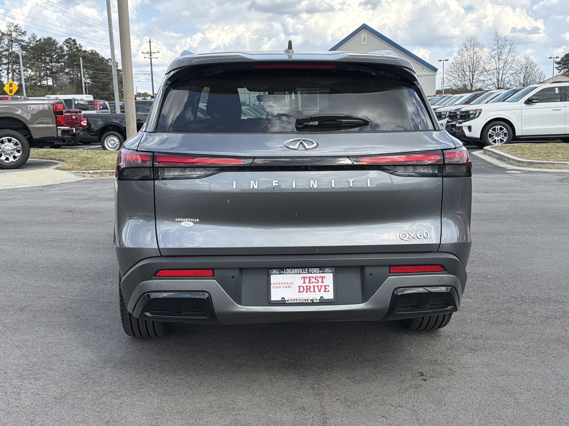 Used 2023 INFINITI QX60 Luxe w/ Performance Audio Package image 26
