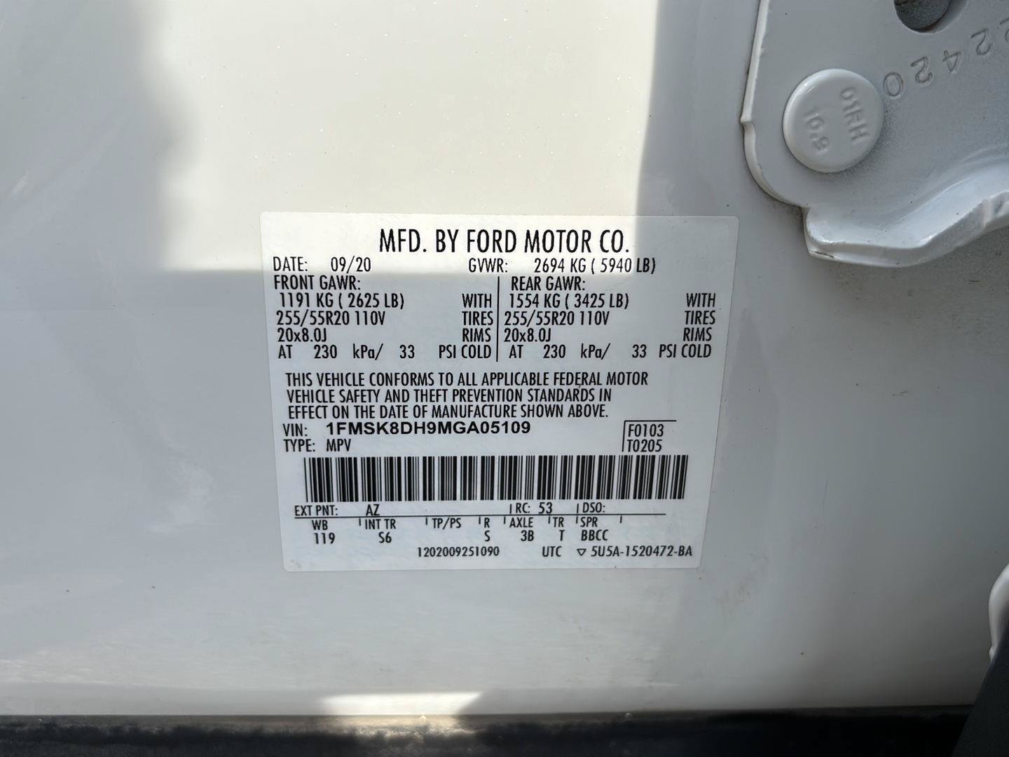 Used 2021 Ford Explorer XLT w/ Equipment Group 202A AWD/4WD image 34