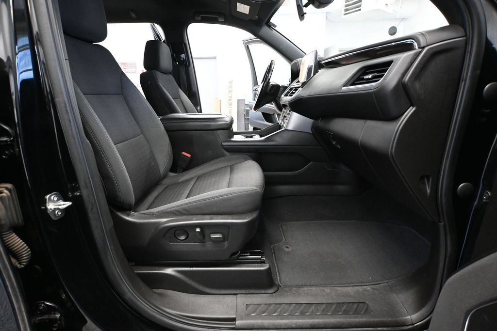 Used 2021 GMC Yukon SLE AWD/4WD image 39