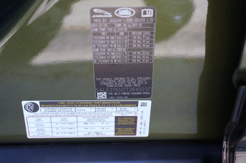 New 2026 Land Rover Defender 110 X-Dynamic SE AWD/4WD image 35