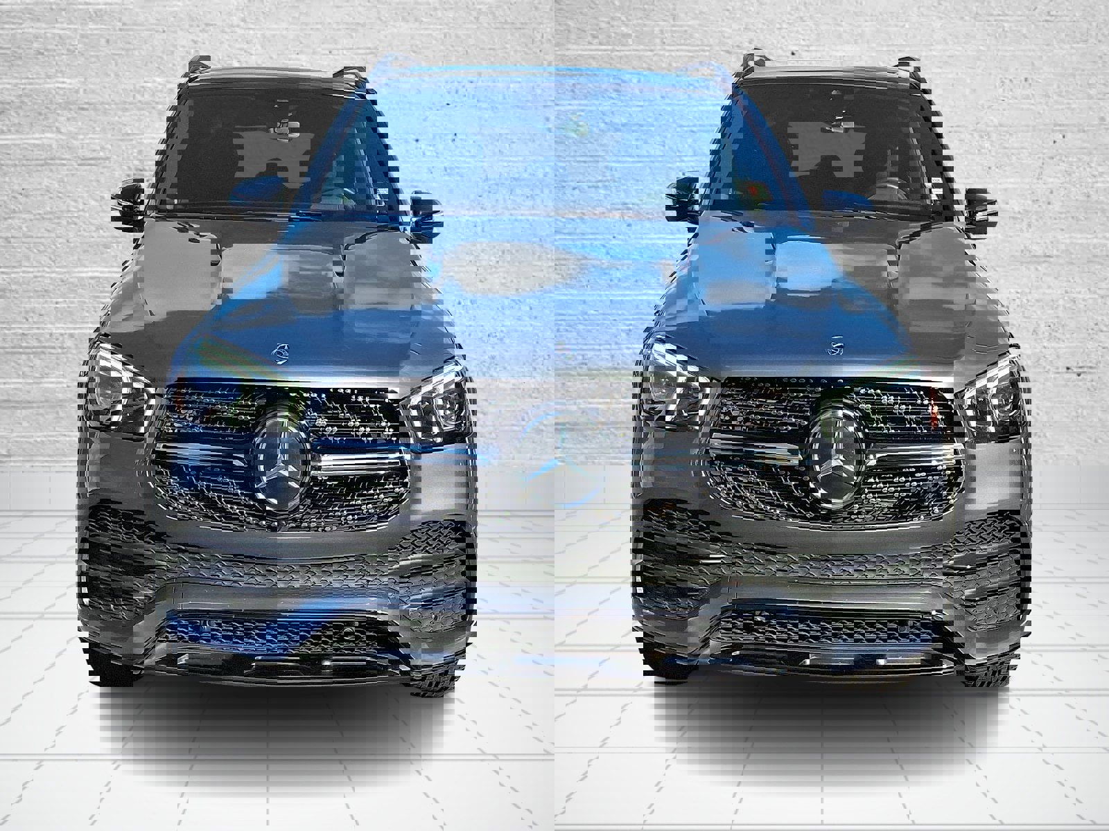 Used 2023 Mercedes-Benz GLE 350 4MATIC image 2