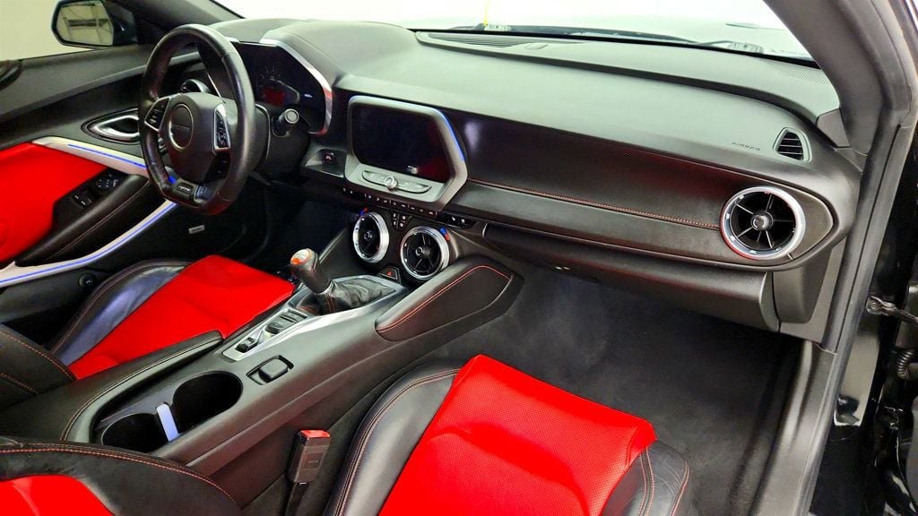 Used 2017 Chevrolet Camaro SS RWD image 25