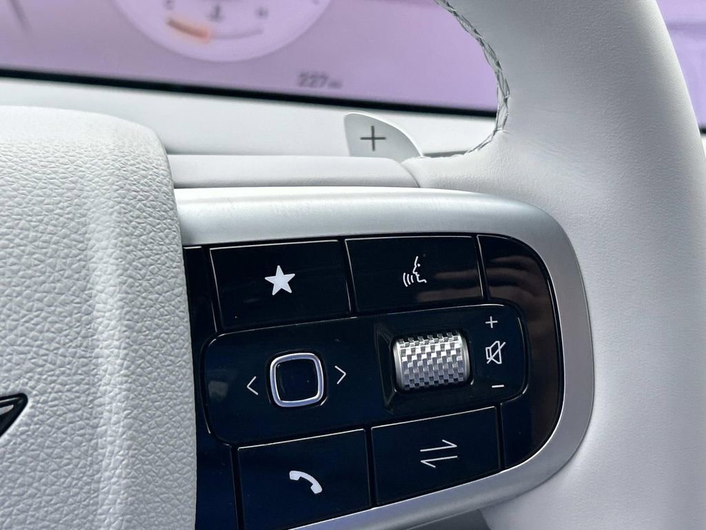 New 2026 Genesis GV70 2.5T Advanced image 37