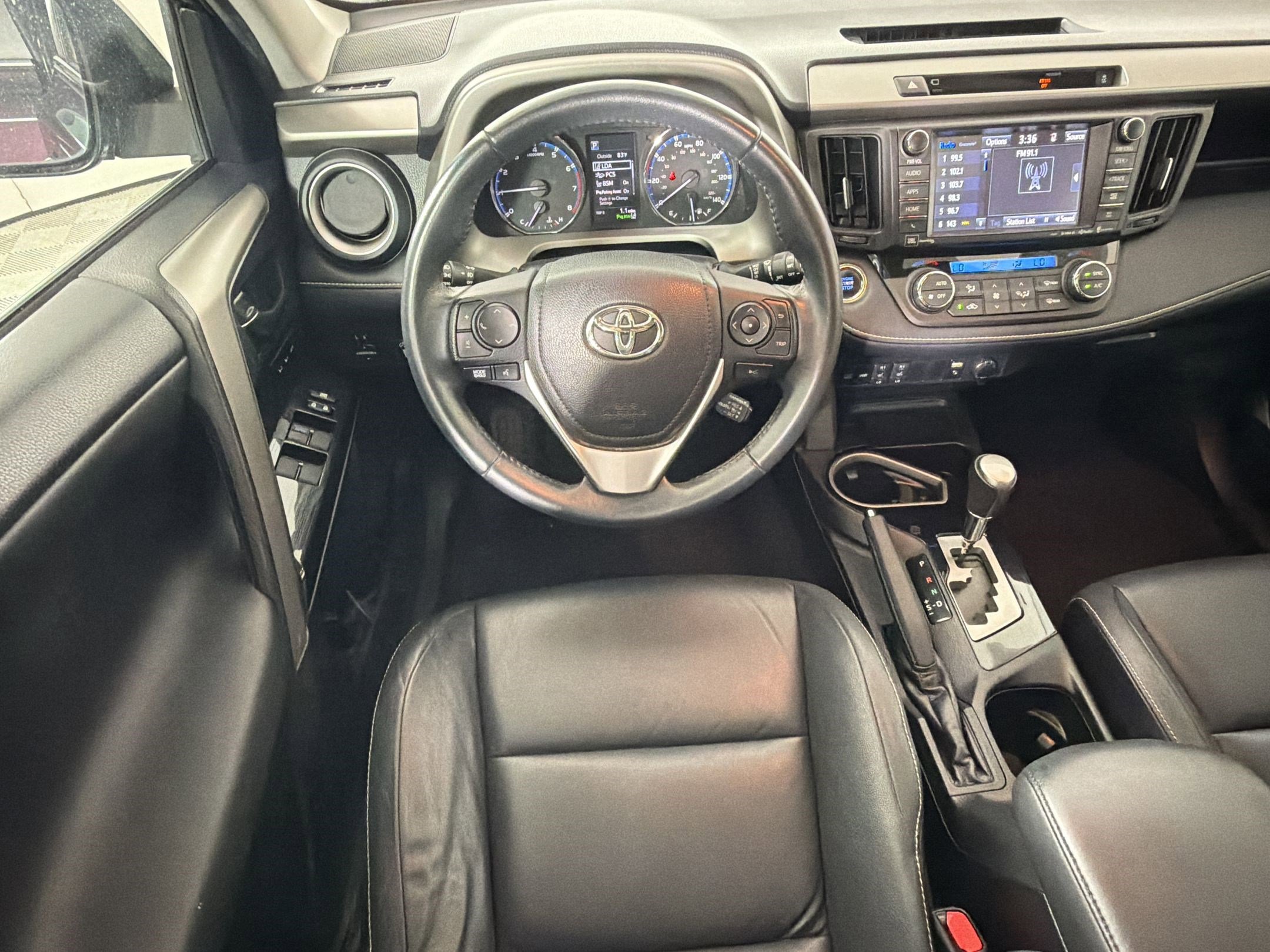 Used 2016 Toyota RAV4 Limited w/ Advanced Technology Package FWD image 27