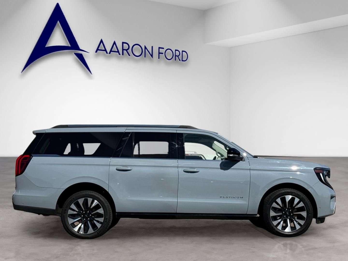 Used 2025 Ford Expedition Max Platinum w/ Driver's Package image 7