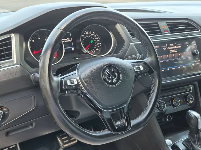 Used 2021 Volkswagen Tiguan SE R-Line AWD/4WD image 31