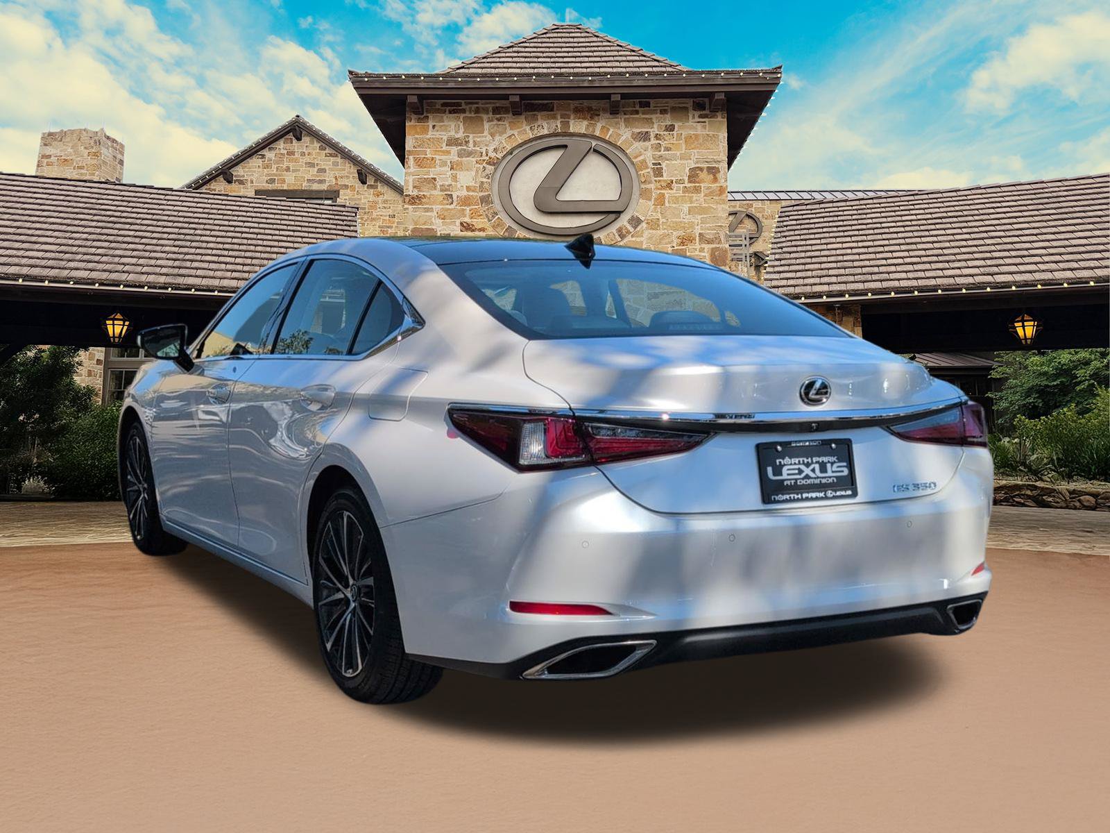 Certified 2024 Lexus ES 350 w/ Premium Package FWD image 3