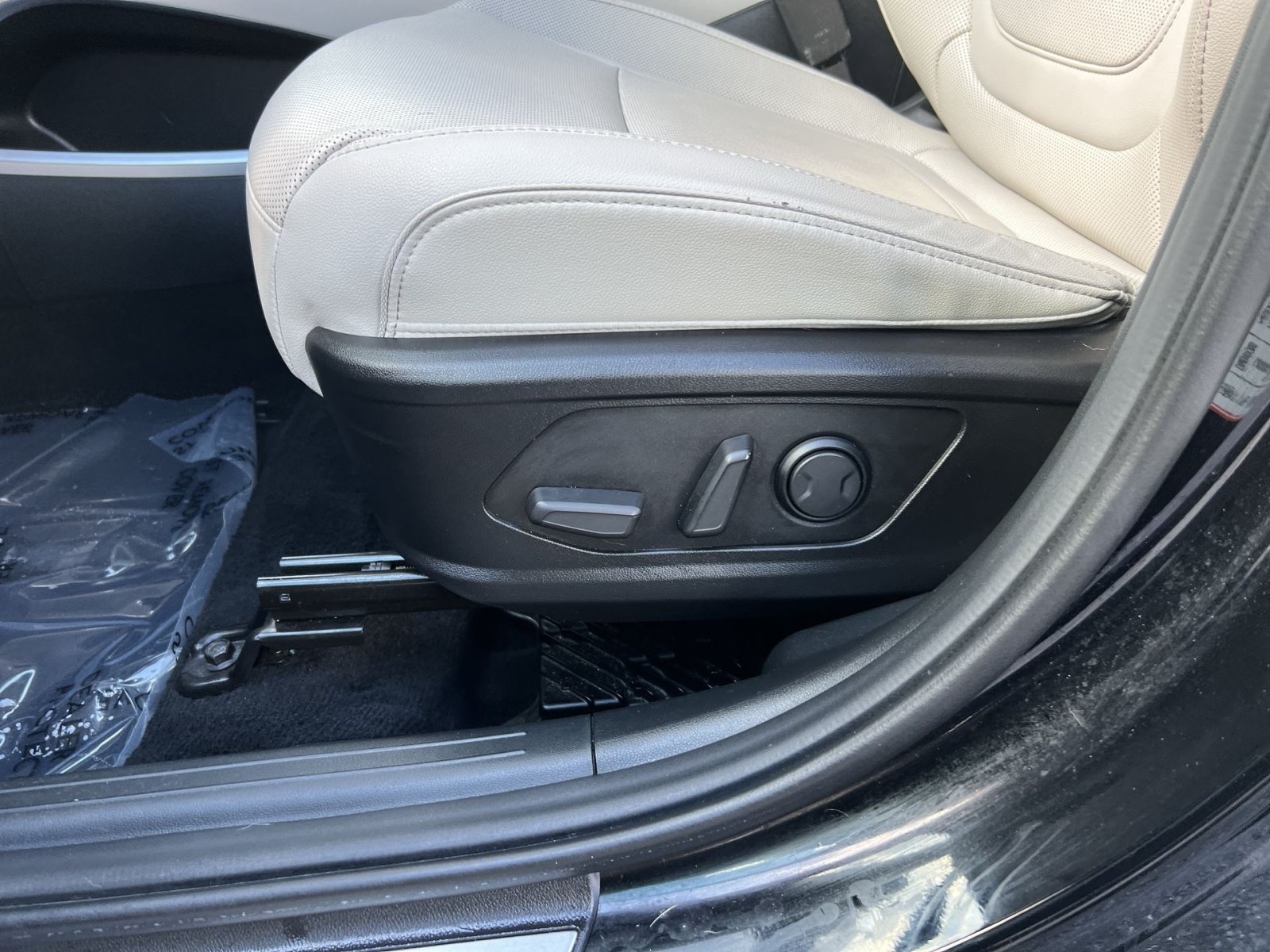 Used 2024 Hyundai Tucson Limited AWD/4WD image 14