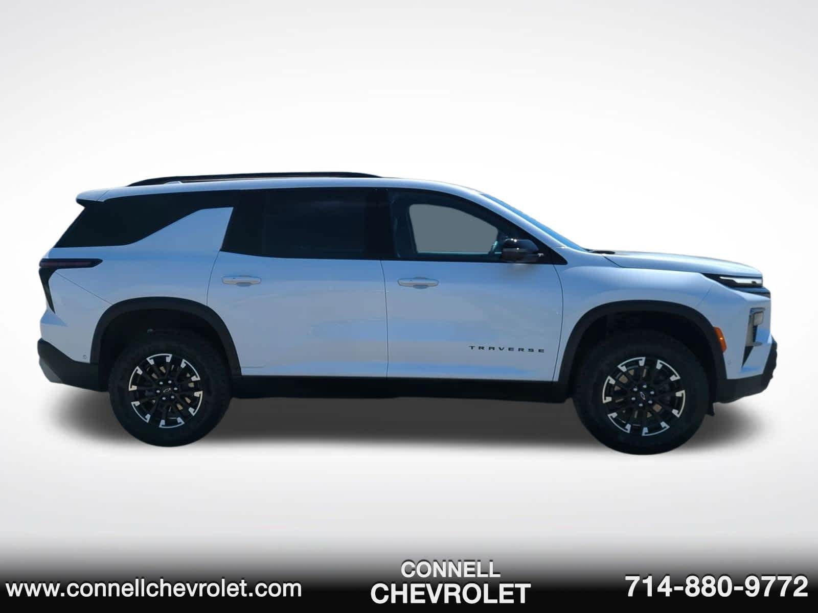 Used 2024 Chevrolet Traverse Z71 w/ Enhanced Driving Package AWD/4WD image 4