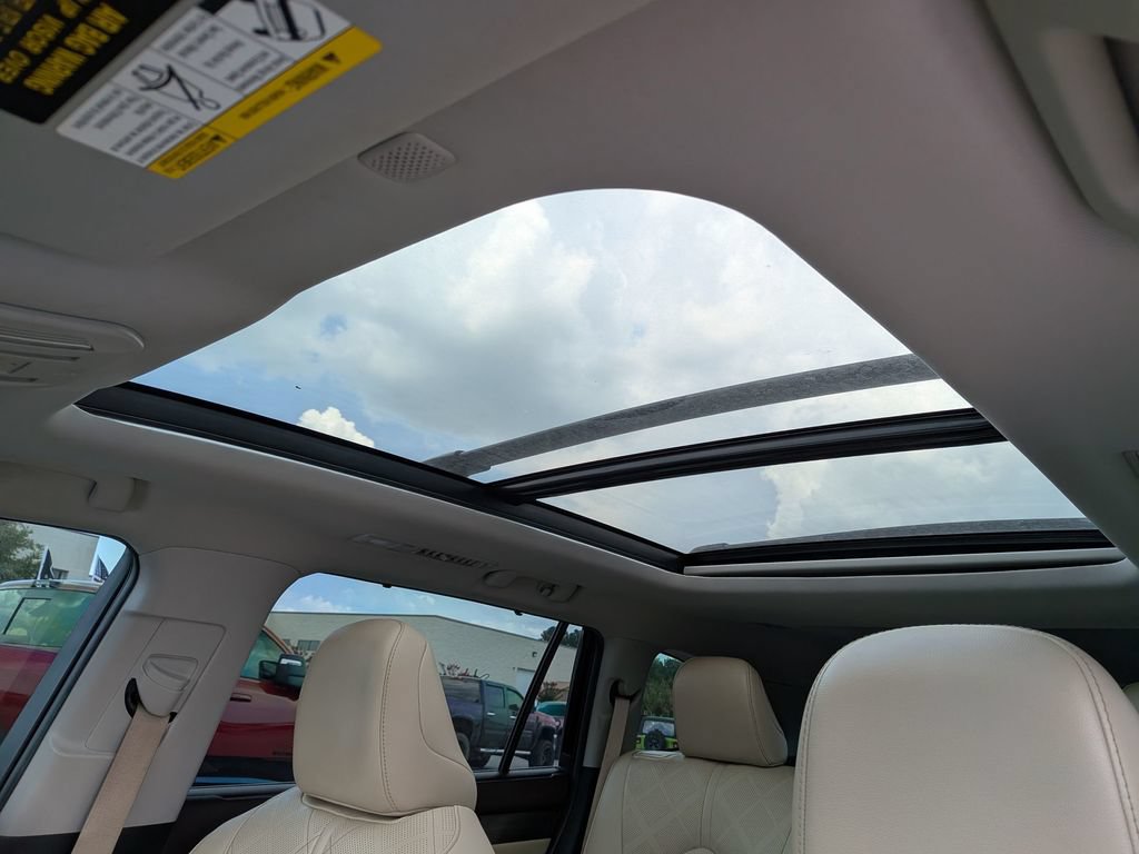 Used 2021 Toyota Highlander Platinum FWD image 15