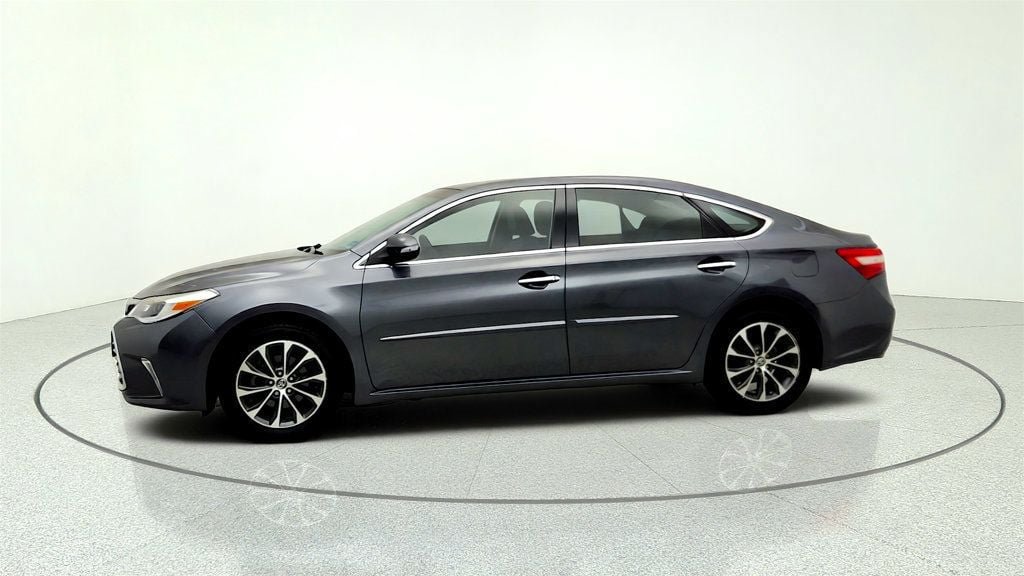 Used 2016 Toyota Avalon XLE Plus FWD image 8