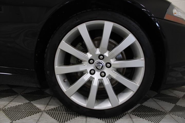 Used 2008 Jaguar XK Coupe image 39