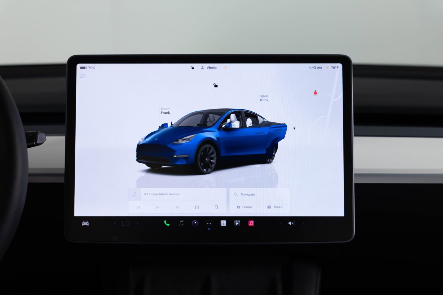 Used 2024 Tesla Model Y Long Range image 37