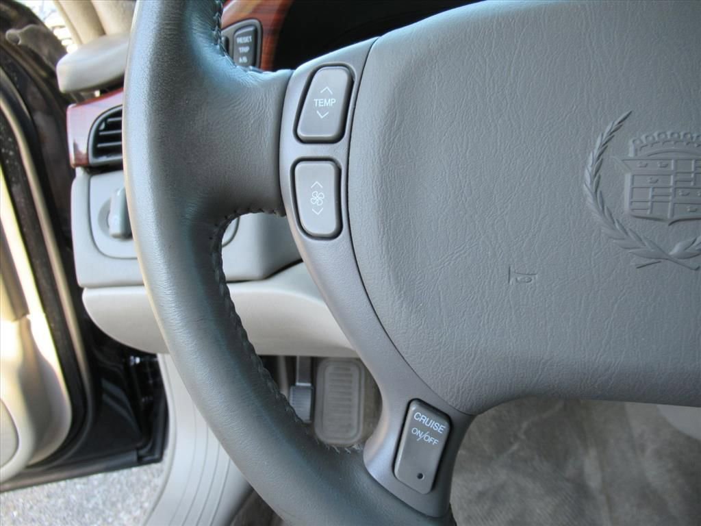Used 2000 Cadillac De Ville w/ Comfort/Convenience Pkg FWD image 20