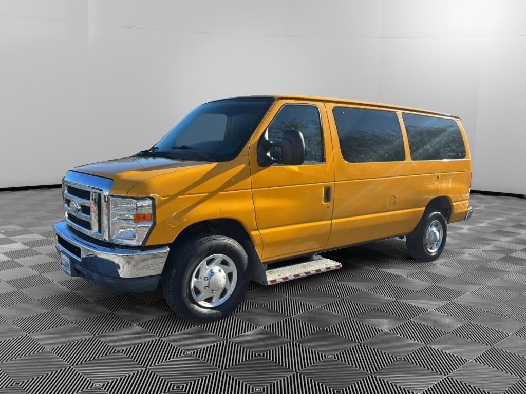 Used 2014 Ford E-250 and Econoline 250 image 1