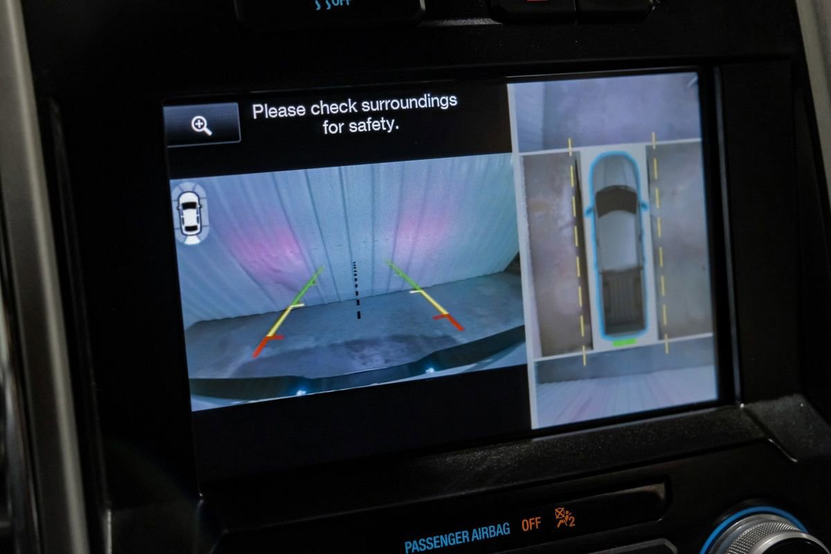 Used 2015 Ford F150 Lariat w/ Equipment Group 502A Luxury RWD image 16