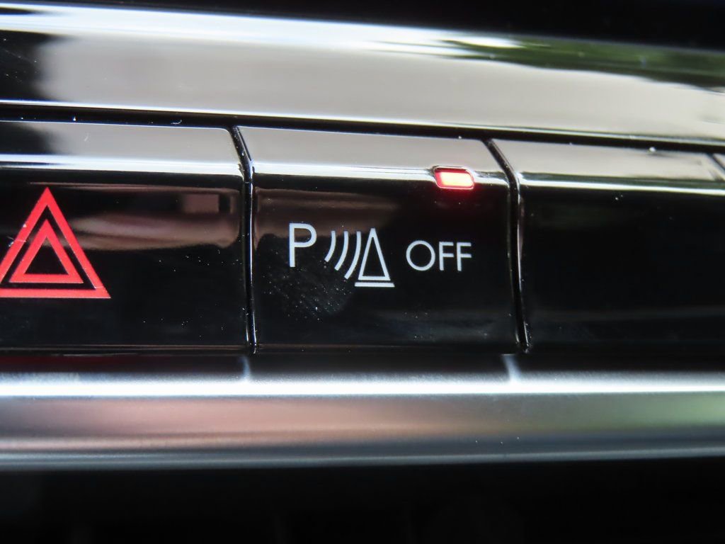 New 2026 Jeep Compass Trailhawk w/ Sun, Sound & Navigation Group image 15