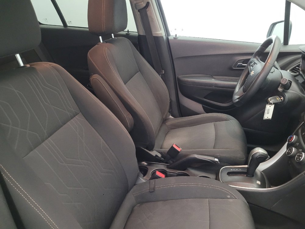 Used 2018 Chevrolet Trax LT image 21