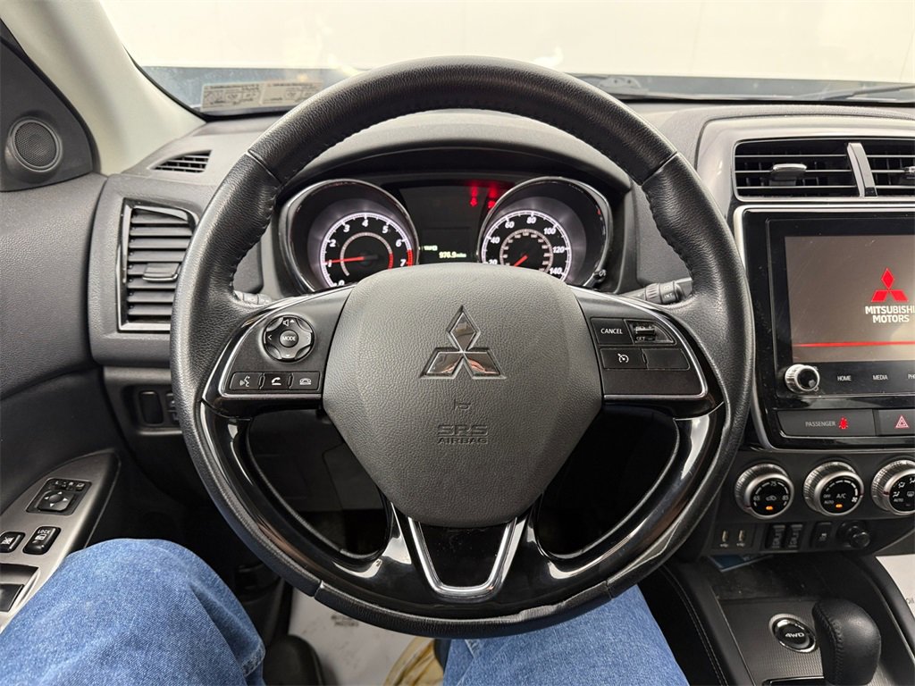 Used 2021 Mitsubishi Outlander Sport SE image 15