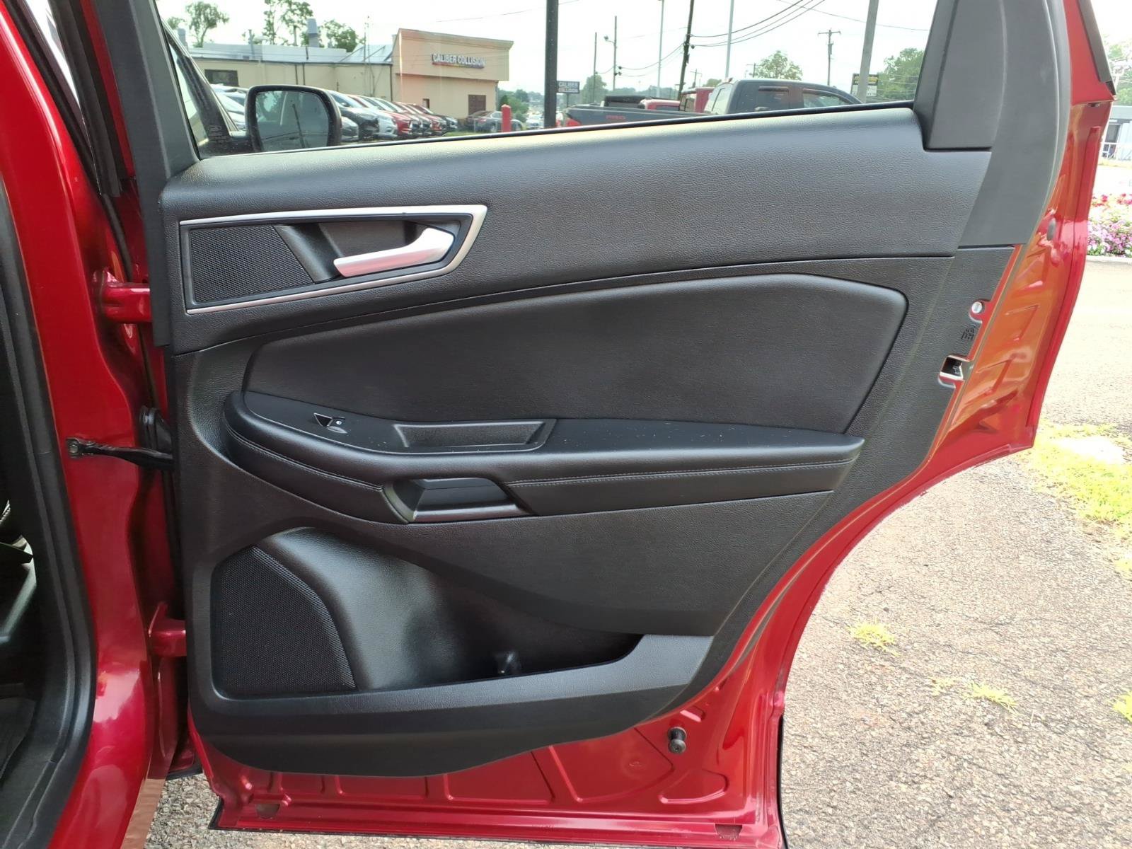 Used 2022 Ford Edge SEL w/ Convenience Package AWD/4WD image 27