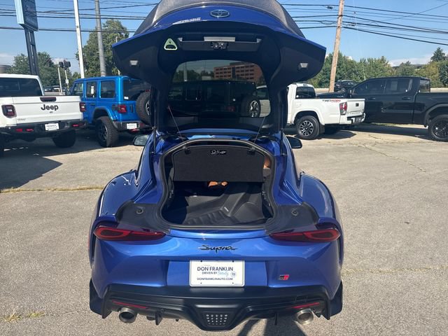 Used 2025 Toyota Supra Premium w/ Driver Assist Package RWD image 9