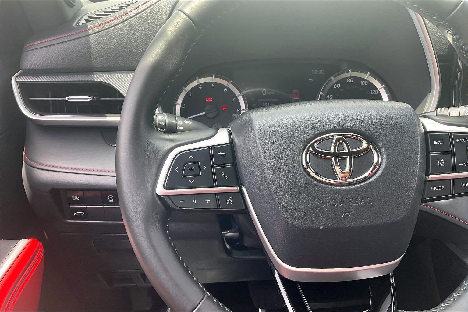 Used 2023 Toyota Highlander XSE AWD/4WD image 23