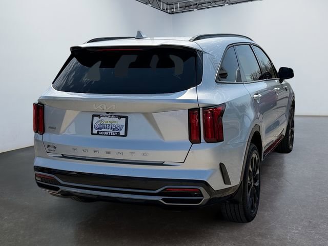 Used 2022 Kia Sorento SX image 5