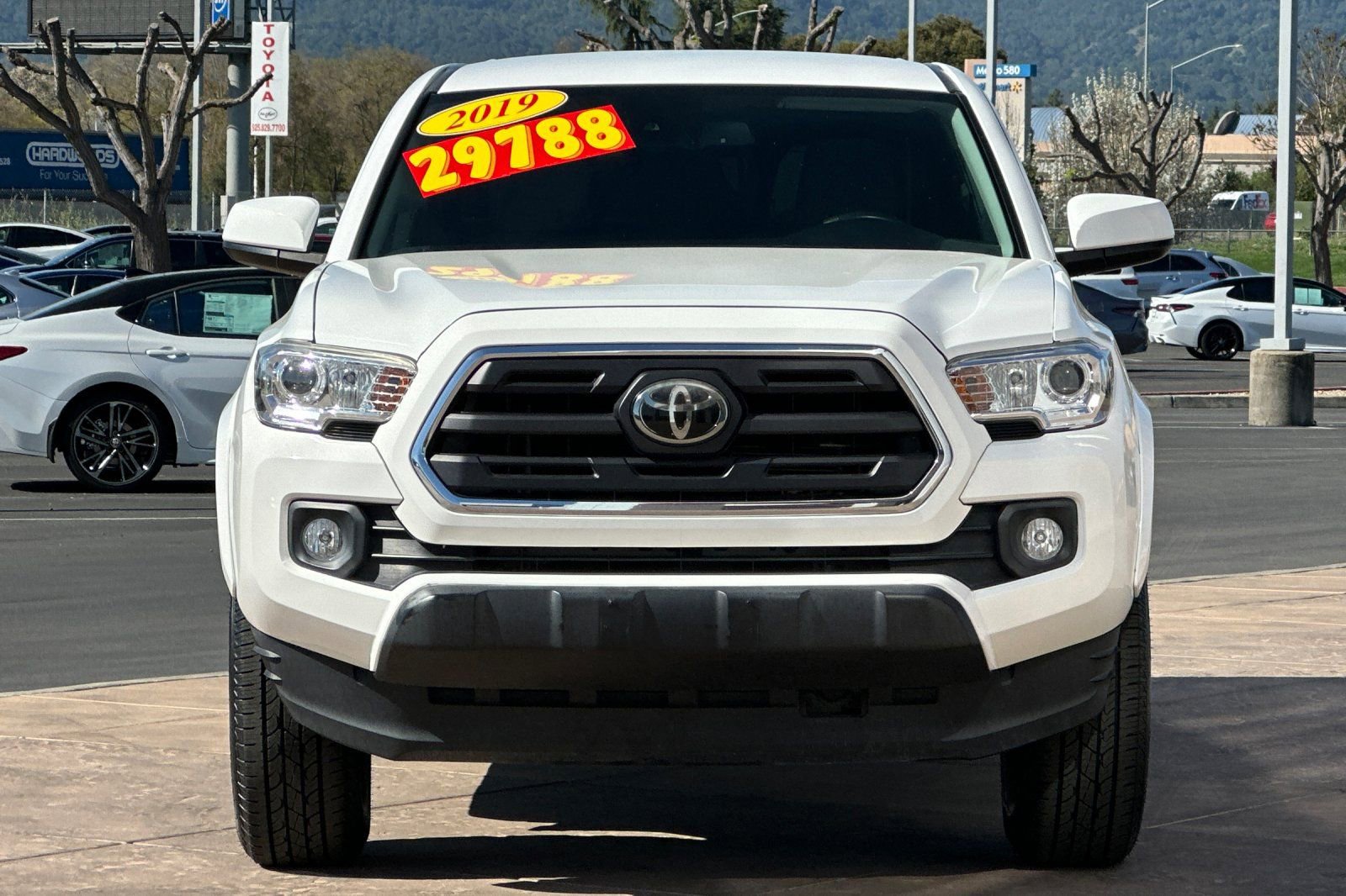 Certified 2019 Toyota Tacoma SR5 image 11