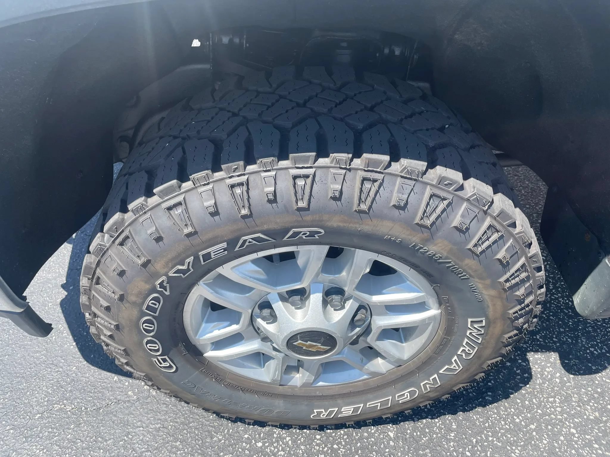 Used 2022 Chevrolet Silverado 2500 W/T w/ WT Convenience Package AWD/4WD image 11