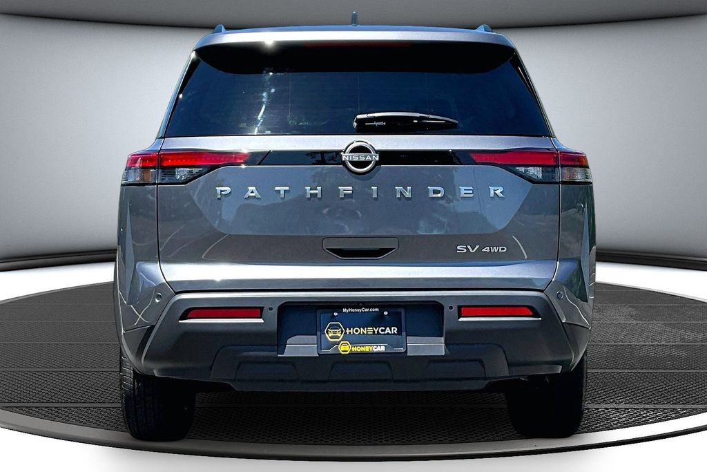 Used 2024 Nissan Pathfinder SV AWD/4WD image 5