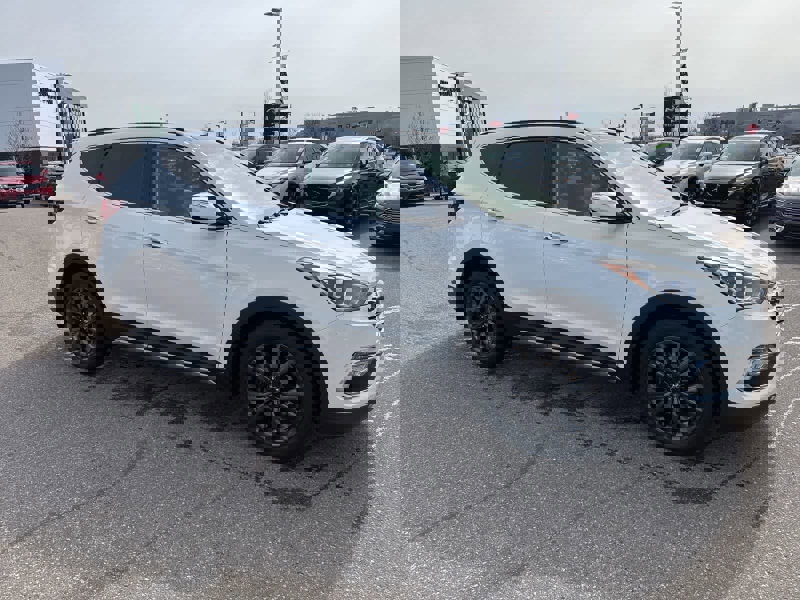 Used 2018 Hyundai Santa Fe Sport image 3