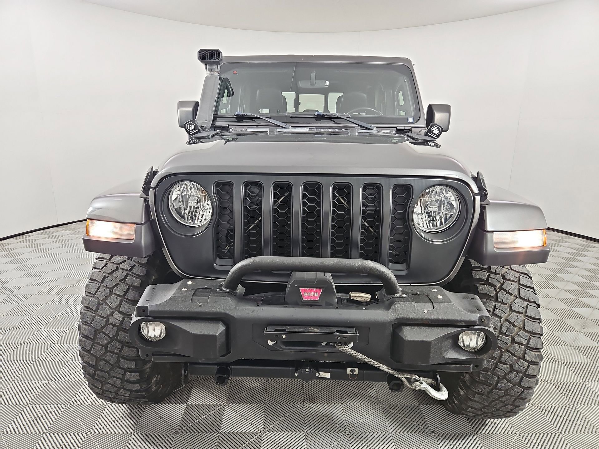 Used 2021 Jeep Gladiator Overland w/ Popular Equipment Package AWD/4WD image 2