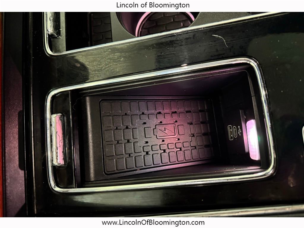 Certified 2025 Lincoln Aviator Black Label image 44