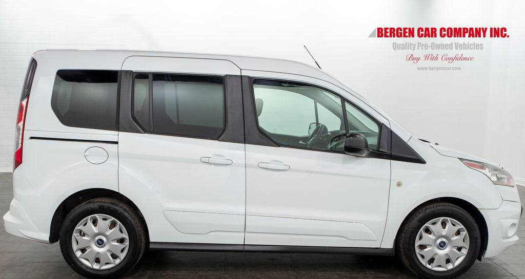 Used 2016 Ford Transit Connect XLT image 15
