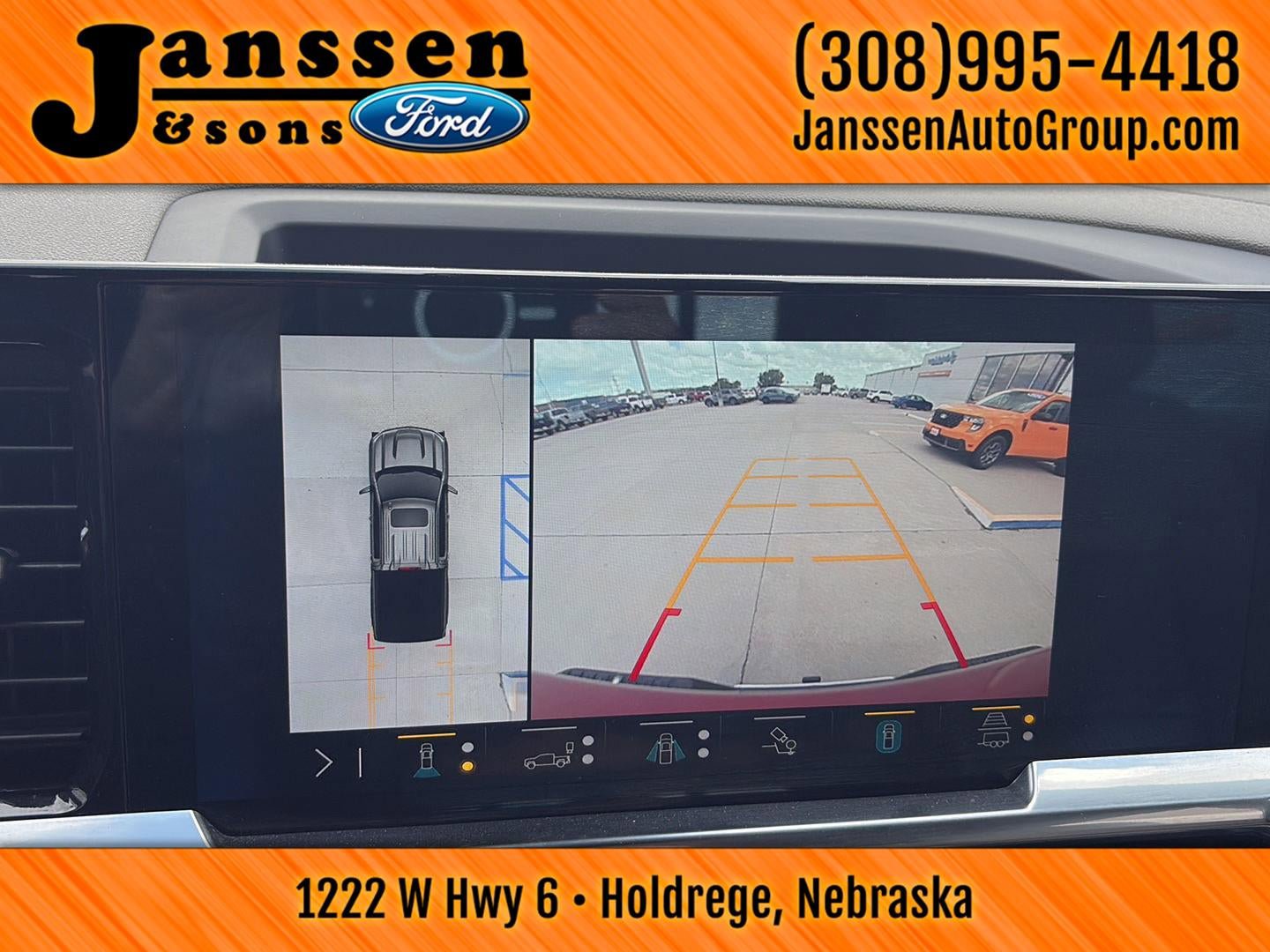 Used 2023 Chevrolet Silverado 1500 LTZ w/ Technology Package AWD/4WD image 24