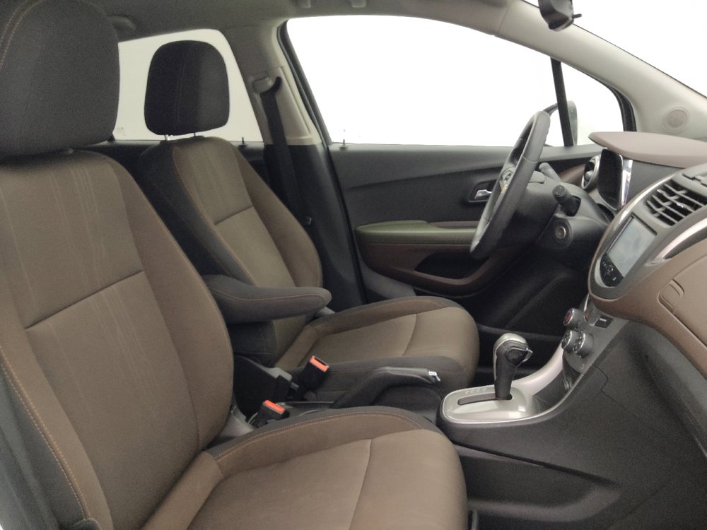 Used 2016 Chevrolet Trax LT FWD image 21