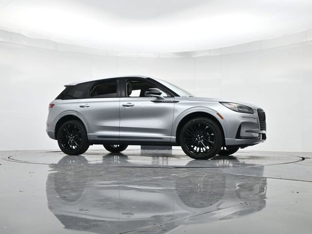 Used 2024 Lincoln Corsair FWD w/ Equipment Group 101A image 31