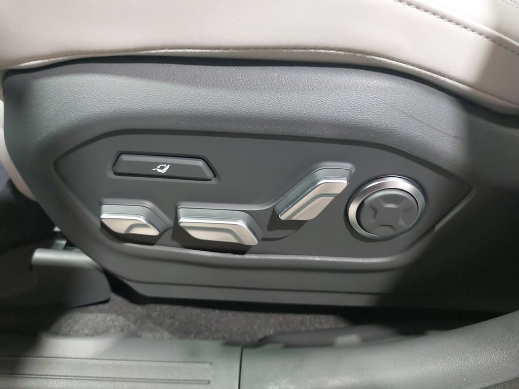 New 2027 Hyundai Santa Fe Calligraphy FWD image 30