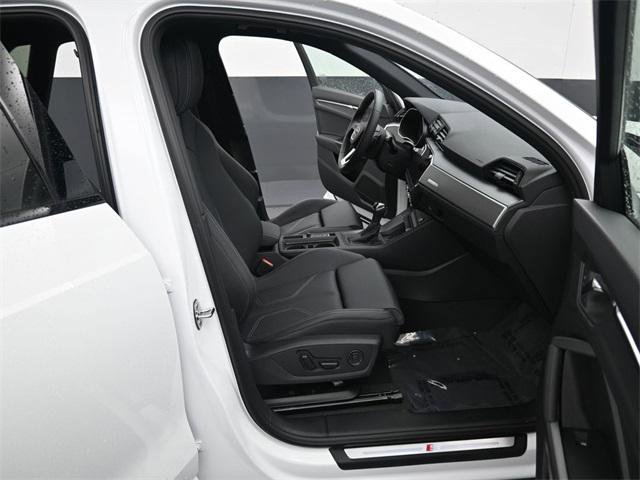 New 2025 Audi Q3 2.0T Premium image 14