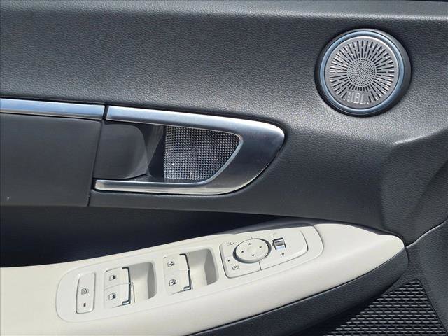 Used 2023 Hyundai Sonata SEL image 13